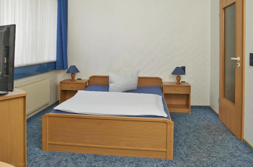 Hotel Bonamari Salzgitter-Bad Exterior photo